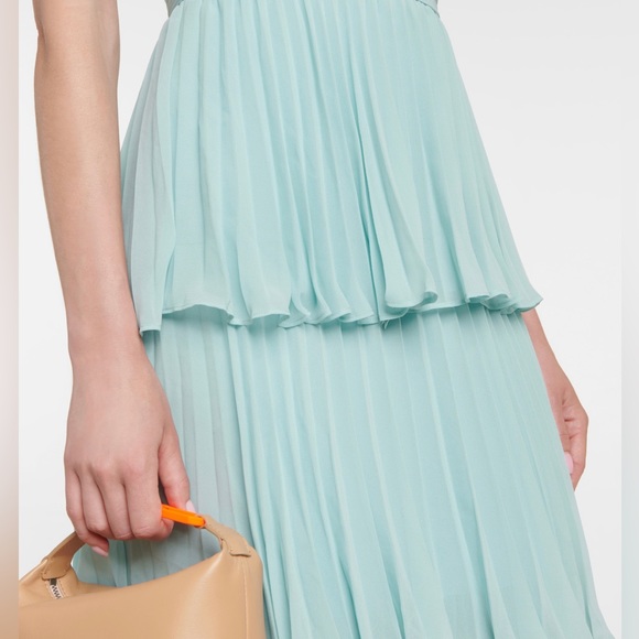 NWT 🔥🔥 Self Portrait Chiffon Midi Dress - Picture 11 of 14